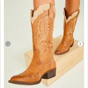 Altar’d state Carolina western boots